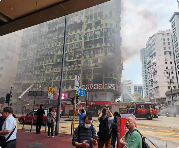 以香港火灾为鉴：筑牢消防防范底线 赋能产业升级发展